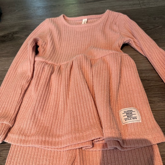 Pink Ribbed Two-Piece Set - Picture 3 of 3